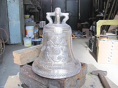 campana-papa-francesco.jpg